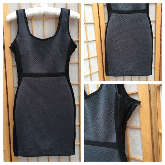 Banana Republic Dresses & Skirts - Banana Republic BodyCon Dress SZ 2P